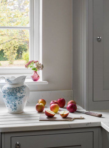grey kitchen cabinets